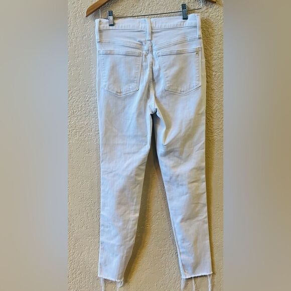 Madewell 10" High-Rise Skinny Jeans Sz 26 White Distressed Knee/Ankles - Picture 3 of 10